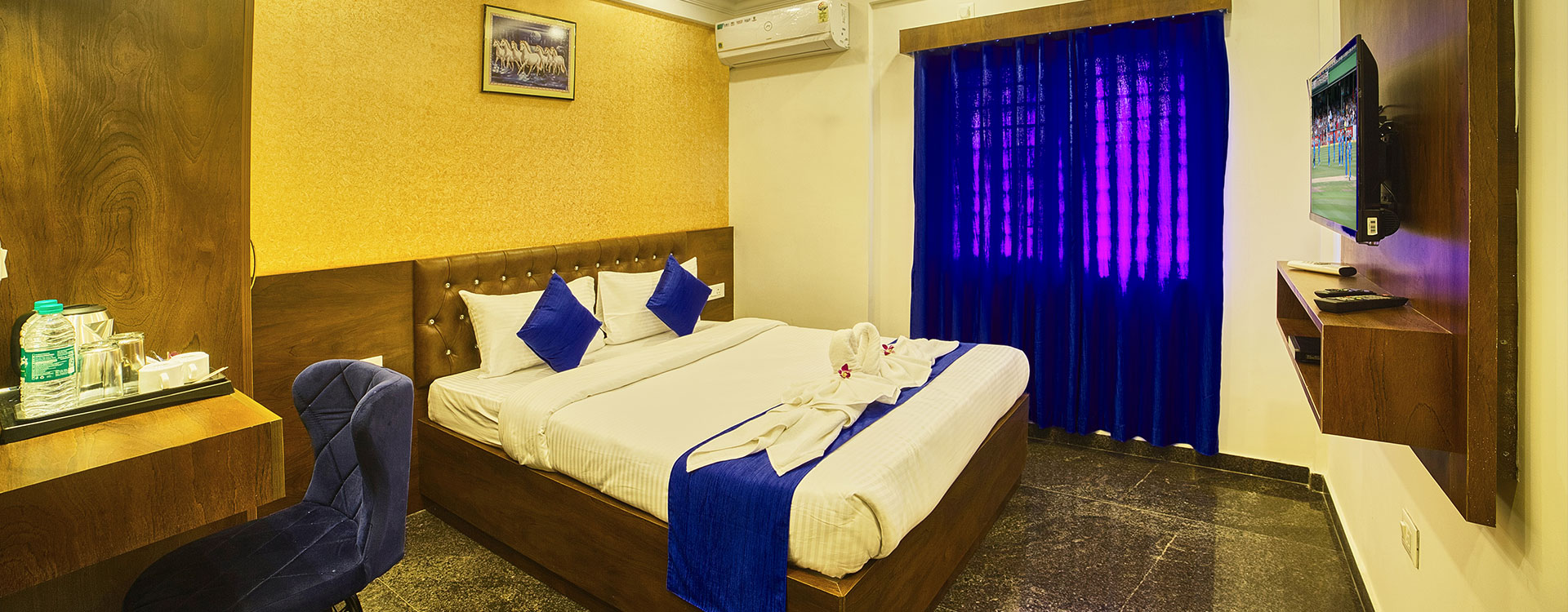 Hotel Rooms near Kempegowda International Airport, SM Royal Stay